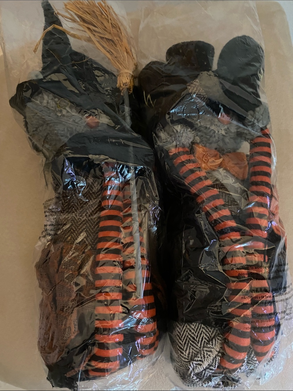 Black Cat Couple Figure Witch Costume Shelf Sitter - Picture 13 of 13